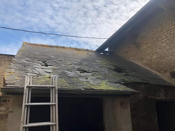 Toiture en mauvais état Argentan