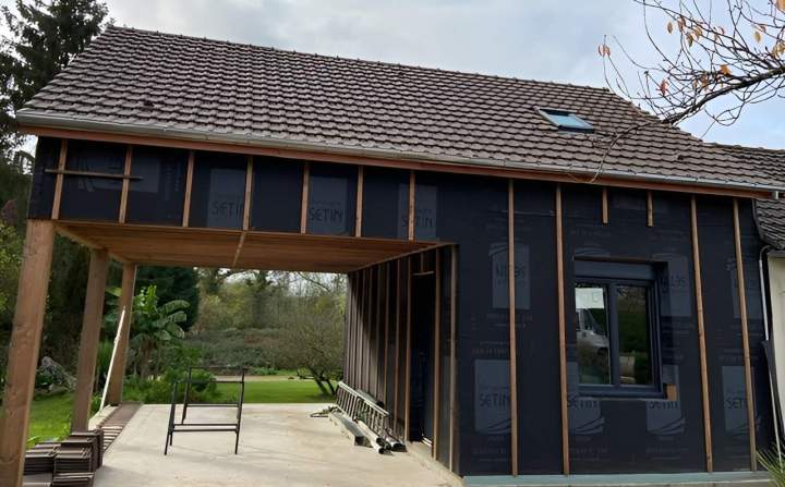 Réalisation structure extérieure en cours Argentan