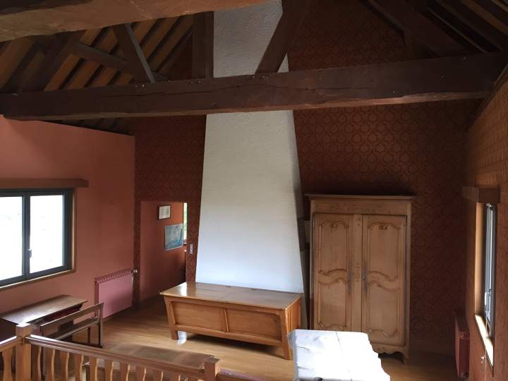 Charpente apparente intérieure maison Argentan