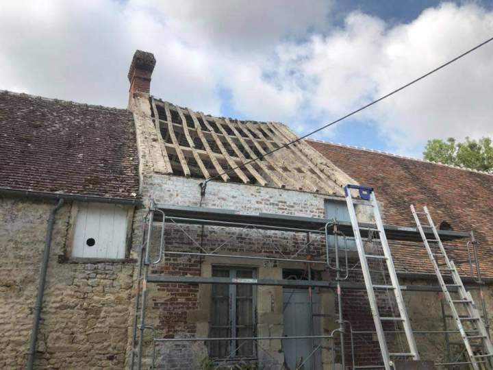 Rénovation de toiture sur une maison ancienne Argentan